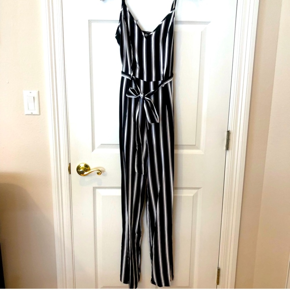 Jumpsuit Black & White NEW